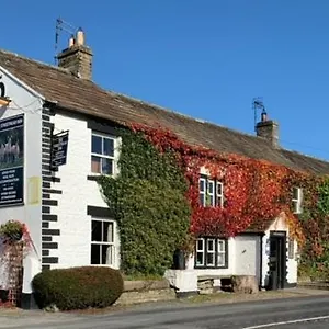 Inn The Street Head ****